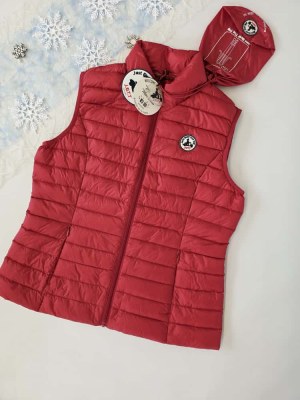 050117 Mix de gilets de marque