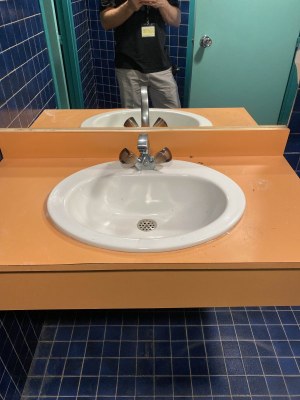 Vasques et WC d’occasion