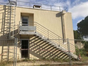 Escalier métallique et échelle à crinoline