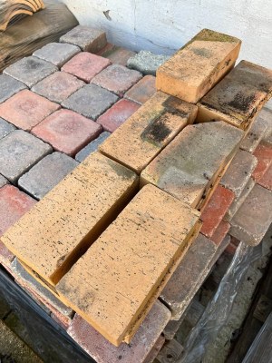 Lot de briques réfractaires