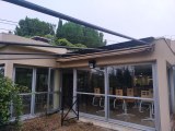 Pergola avec store banne