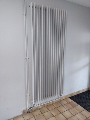 Radiateur vertical type ACOVA