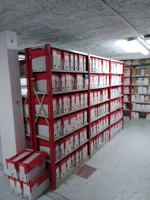 Rayonnages et racks de stockage