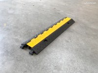 2 Canaux Passage de câble, Pont à câbles, Protection / Protège des câbles