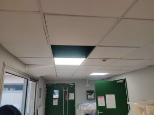 Dalles de faux plafond