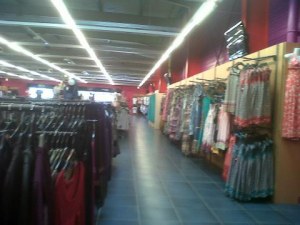 Agencement Vêtements-Chaussures et Accessoires de 1000 m²
