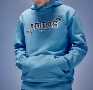 010126 Sweats à capuche homme Adidas