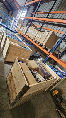 Destockage pièces de rechange auto 7€/pièces