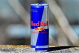 Red Bull 250 ml : Énergie en Format Compact pour les Pros