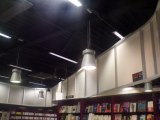 Luminaires suspendus LED et décharge