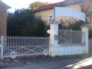 Clôture barreaudée