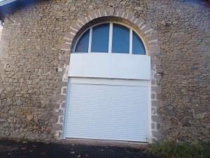 Bloc-fenêtre PVC double vitrage demi-lune