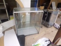 Présentoirs vitrés