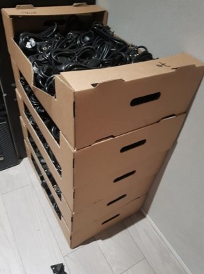 Câble d'alimentation pour pc en vente lot de 500 câble disponible.