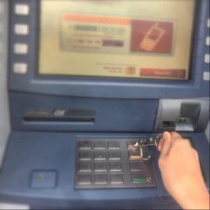 Crochet Tactile Ouvre Portes Sans Contact