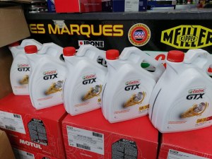 HUILE MOTEUR CASTROL 5W30 C2 / C4 4LITRES