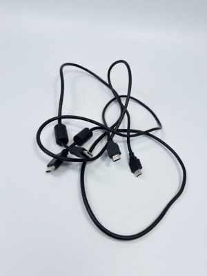 À vendre un important stock de câbles HDMI vers HDMI, idéals pour revente ou usage prof...