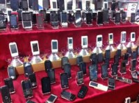 Lot TELEPHONES PORTABLE GSM