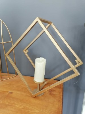 Porte bougie en metal