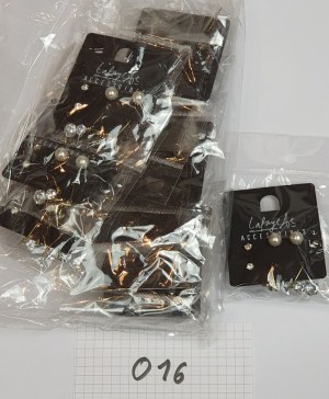 Bijoux fantasie en énorme quantité