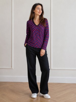 020135 Mix aus Damen-T-Shirts + Blusen
