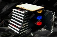 SERVANTE D'ATELIER AVEC DU BOIS