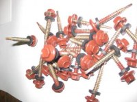 Panneaux imitation tuiles, vis avec joints,toiture