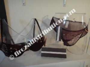 Magnifique : lingerie Simone Pérèle 80% de parures