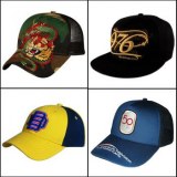 Fabrication de casquettes personnalisées.