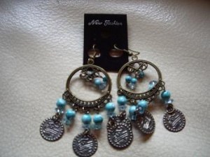 BOUCLES D'OREILLE