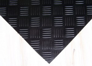 Dalle caoutchouc 4mm gamme professionnelle