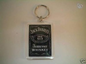 Vends lot de 50 porte clefs jack daniel's