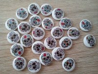 X 25 boutons en bois tête de mort