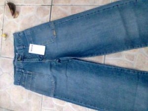 250 jeans enfant 1,2€ HT