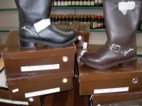 Pallette de bottes fasson cuir