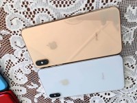 LOT IPHONE 11 ET XS MAX PAS CHER
