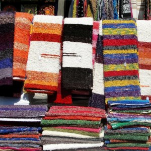 Lot de tapis tissés artisanaux, coton recyclé, toute taille, fabrication Espagne