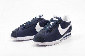Lot nike cortez femme et homme