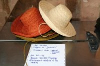 Lot de chapeaux de jardinier