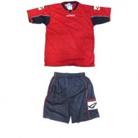 15 000 ENSEMBLES SPORTIFS (Short + Tee shirt))