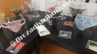 Slips et strings Christies et Naory