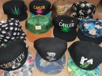 Lot de Casquettes New era,Mitchell and ness,cayler&son DOpe DC SHOES,HUF