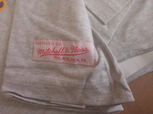 Lot de Tshirts Mitchell & Ness destockage
