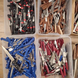 Important lot de couteaux de cuisine