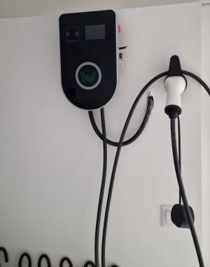 Lot de 46 bornes de recharges electriques