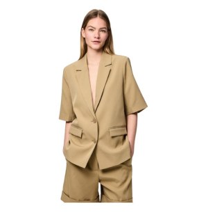 Ladies Clothes – Pieces from Bestseller