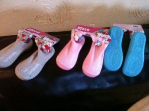 CHAUSSETTE CHAUSSONS HELLO KITTY ...collants...