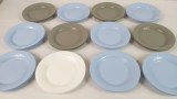Lot de 12 Paquets de 4 Assiettes en pvc réutilisable 20 cm ( 1 euro / paquet )