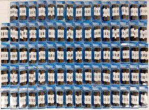 Lot de 79 Boites de lacets ( 0.25 cts / pcs )