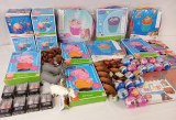 Lot revendeur / palette / destockage /Lot de 67 Articles de jouets enfants scrapbooking
